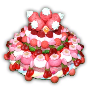 le classique fraisier en version gâteau de bonbons